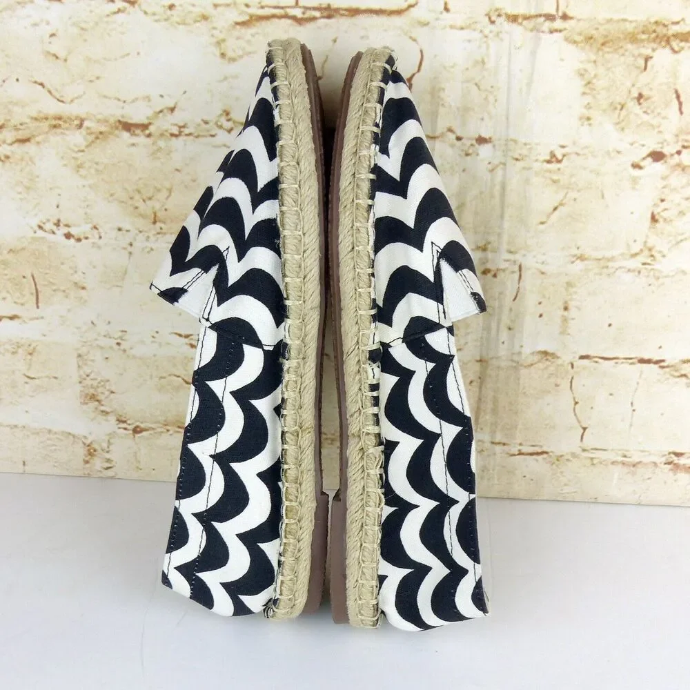 Marimekko x Uniqlo Espadrille Shoes Size S 5-5.5 White Black Laine Wave Slip On